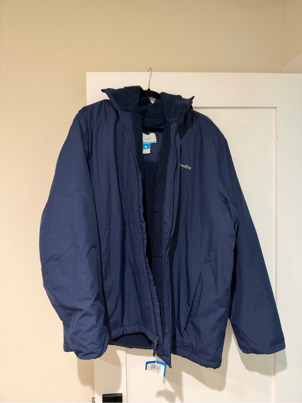 Columbia Navy Men’s Insulated Puffer Jacket